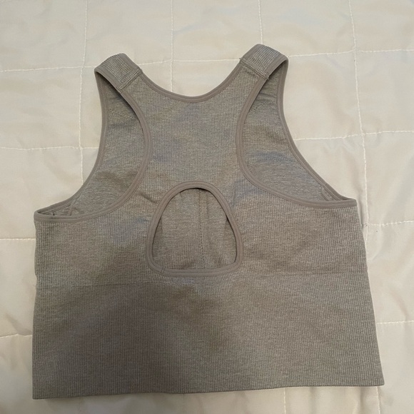 Sports bra - Picture 2 of 3